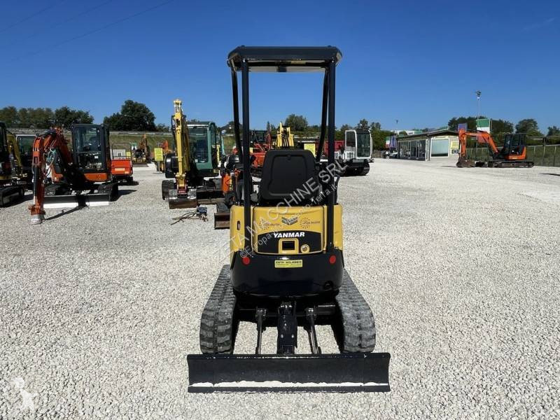 Pelle Yanmar Vio17