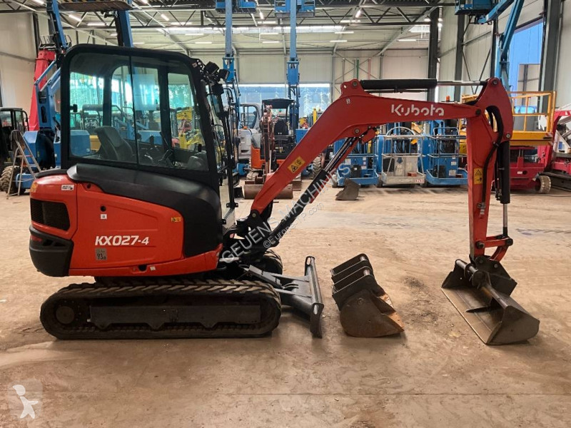 Excavadora Kubota 0274