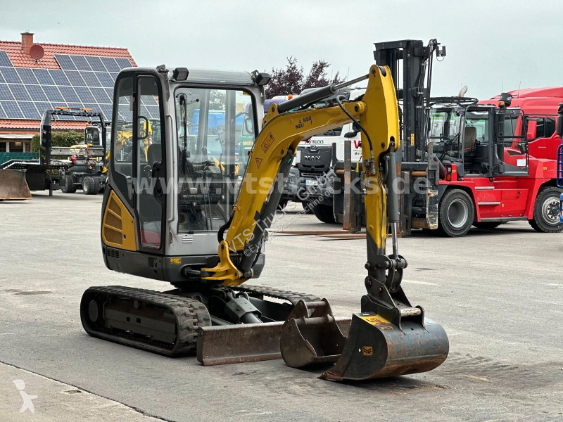 Excavator Wacker Neuson Wechsler + 2 Löffel/18...