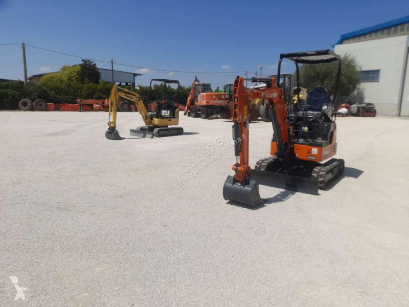 Excavadora Hitachi ZX19U-6 YR