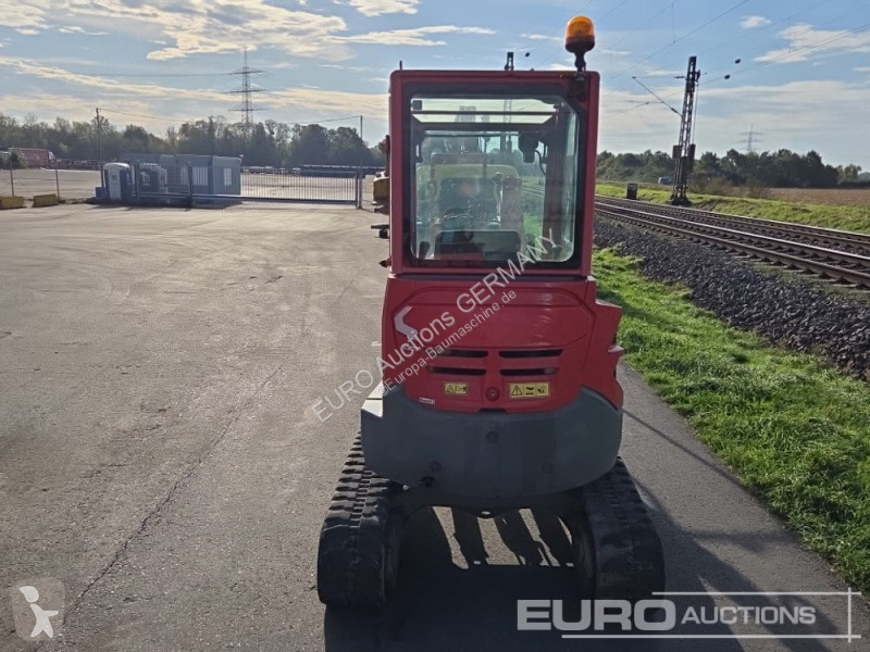 Excavadora Volvo ECR25D