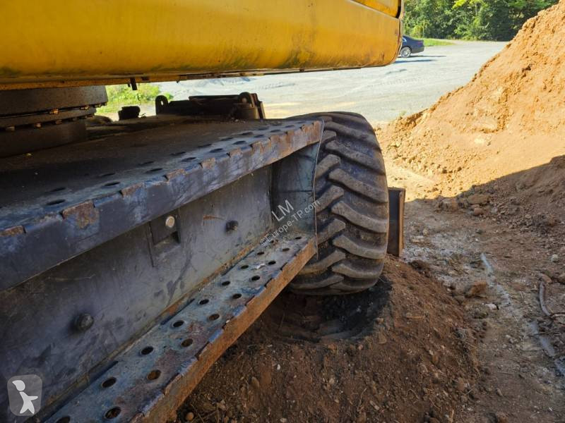 Pelle Komatsu PW 140-7