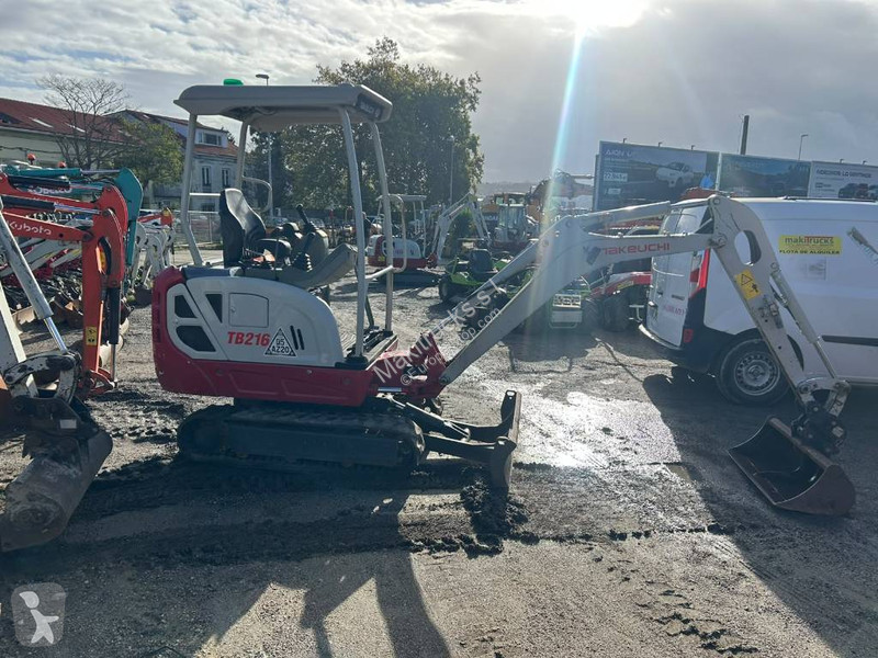 Pelle Takeuchi TB 216