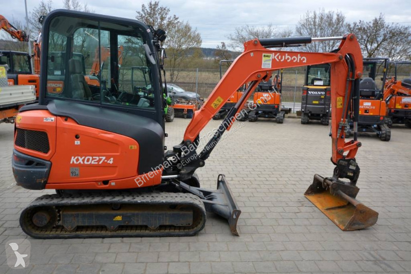 Excavadora Kubota KX 27-4