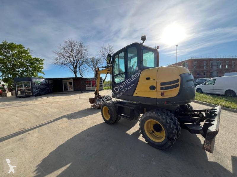 Pelle Yanmar B75W