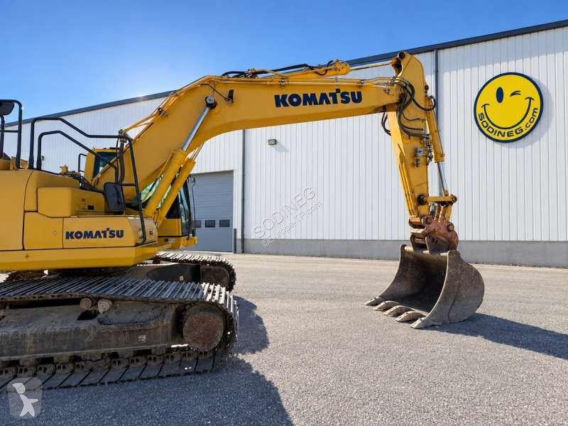 Escavadora Komatsu 11