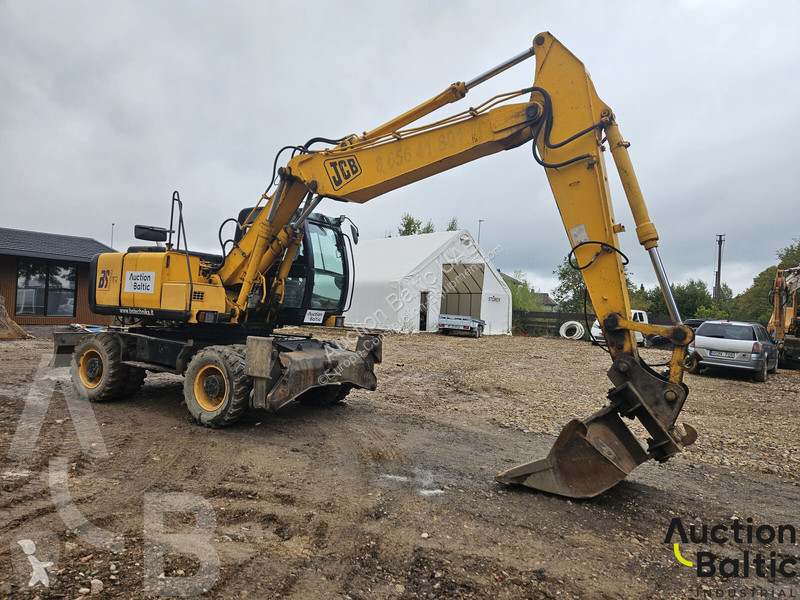 Excavator JCB