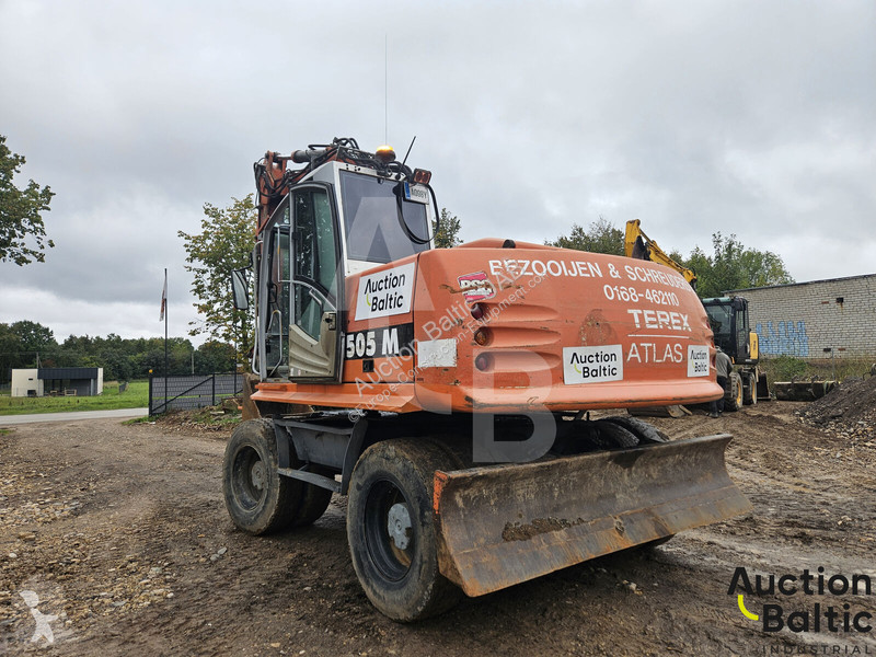 Excavator Terex 5