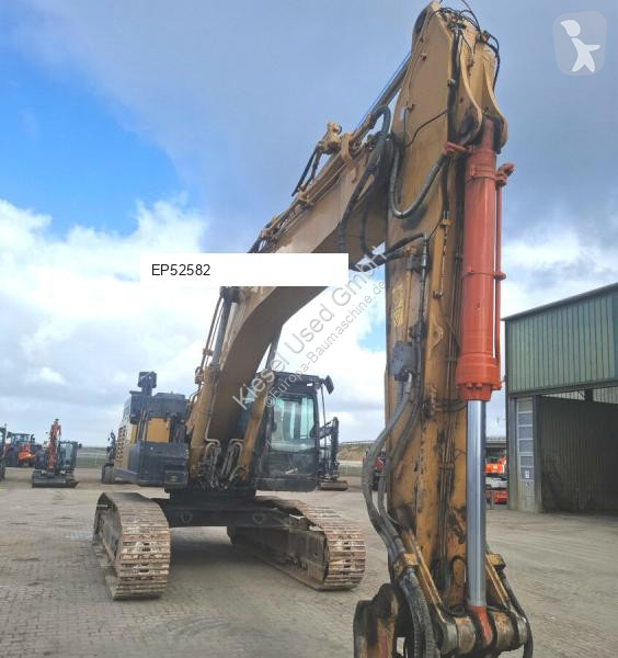 Hitachi ZX490LCH-6 excavator