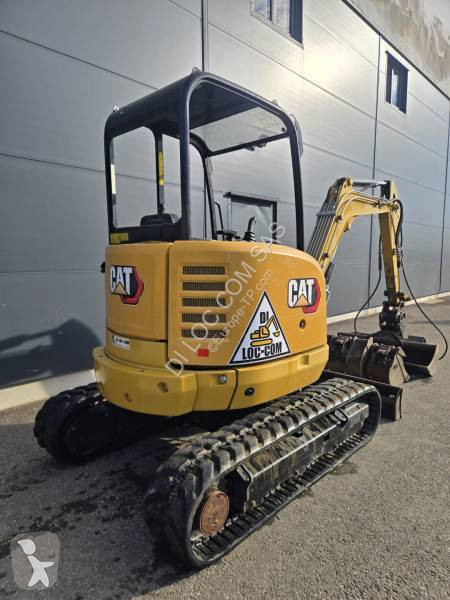 Экскаватор Caterpillar
