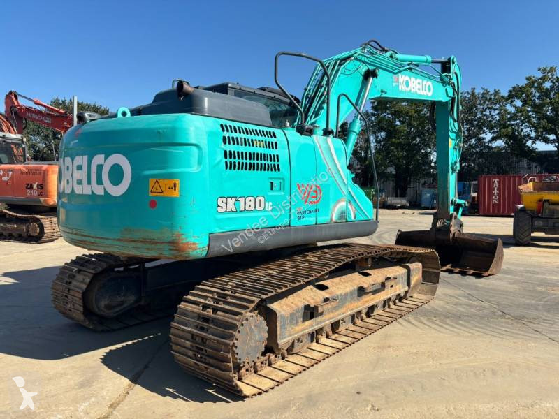 Pelle Kobelco SK180