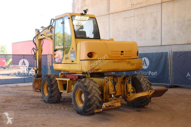 Pelle Komatsu 110R