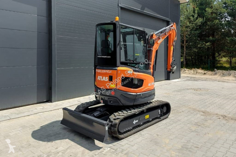 Pelle Atlas KOMPAKT AC 25UF MINIKOPARKA...