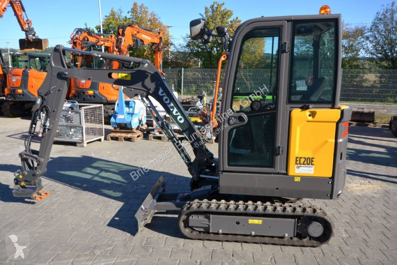 Pelle Volvo EC 20 E