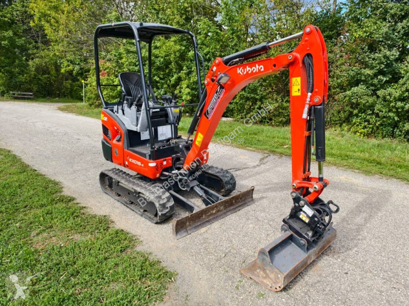 Pelle Kubota KX 018-4