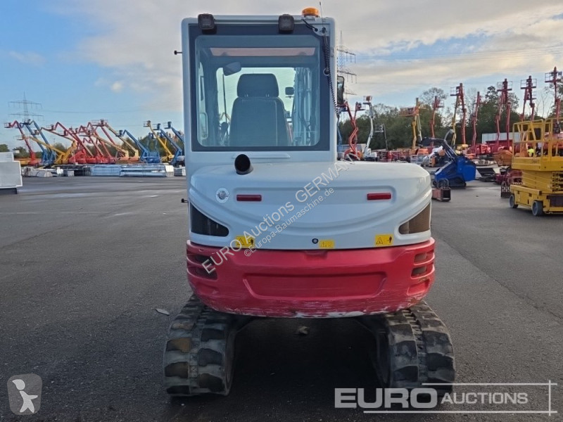 Pelle Takeuchi 2