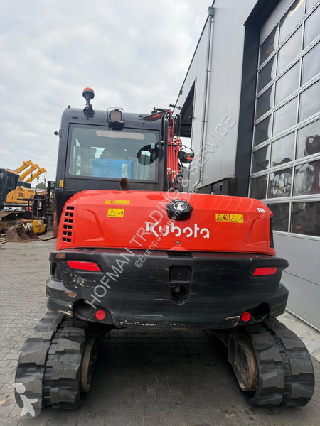 جرافة Kubota KX085-5