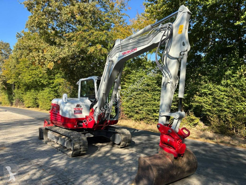 Pelle Takeuchi 2902