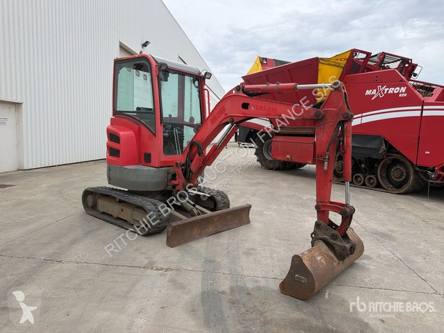 Pelle Volvo ECR25D
