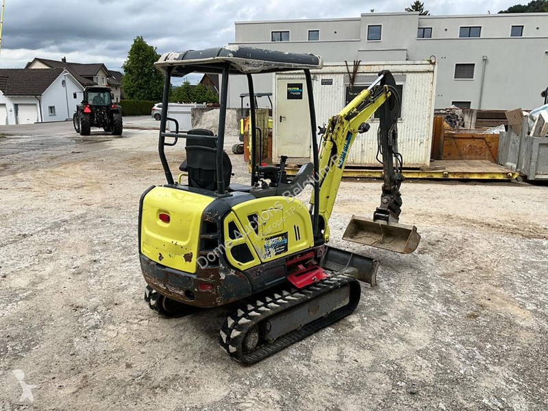Pelle Takeuchi TB216