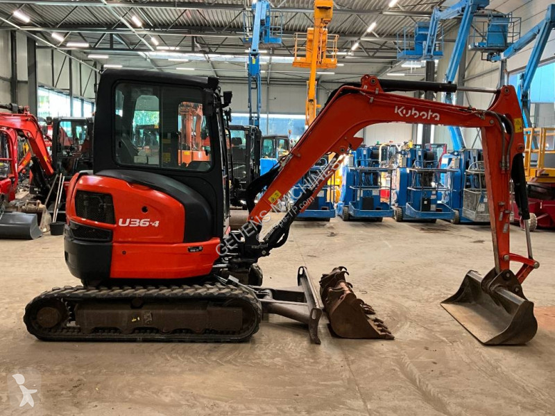 Pelle Kubota 364