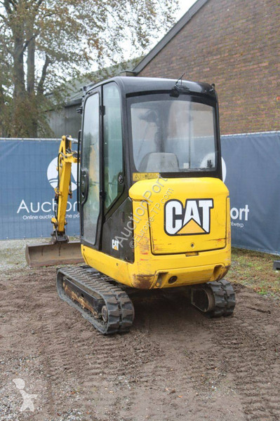 Багер Caterpillar