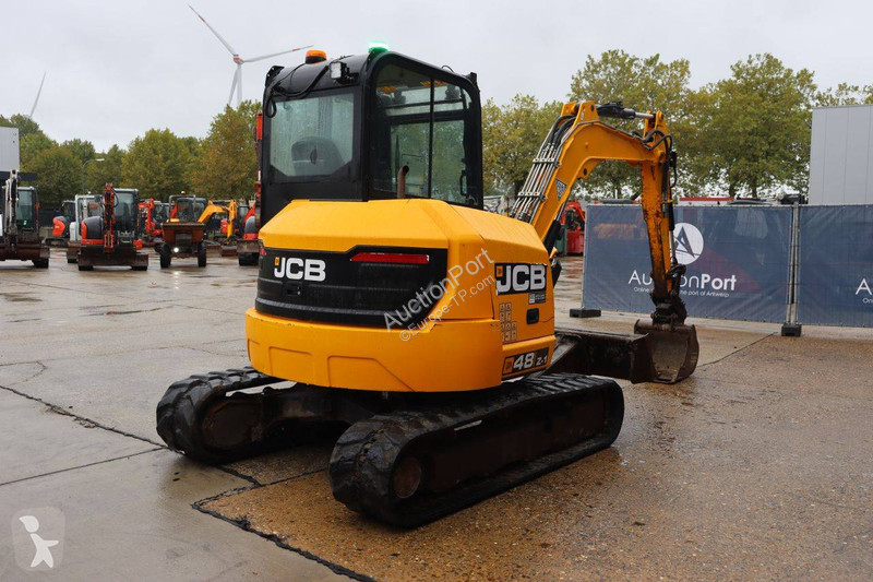 Pelle JCB Z1