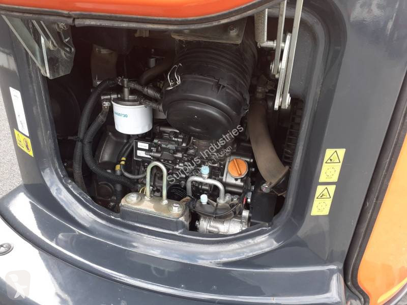 Pelle Hitachi ZX38 U6 CLR