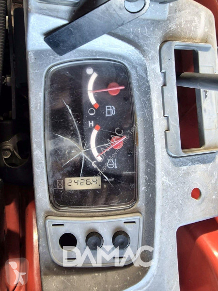 جرافة Kubota a