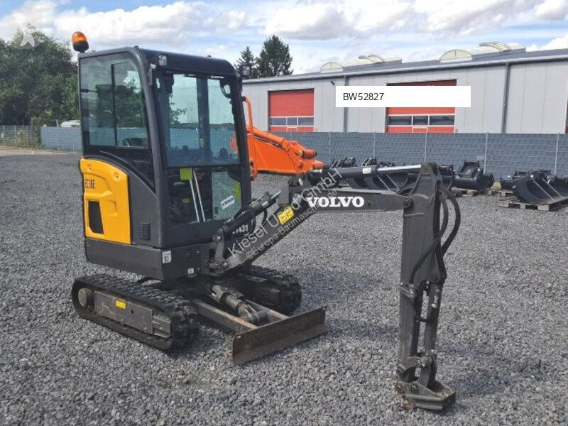 Багер Volvo EC18E
