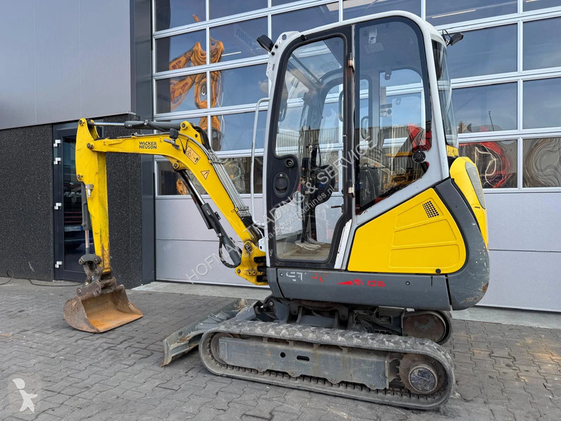 جرافة Wacker Neuson VDS