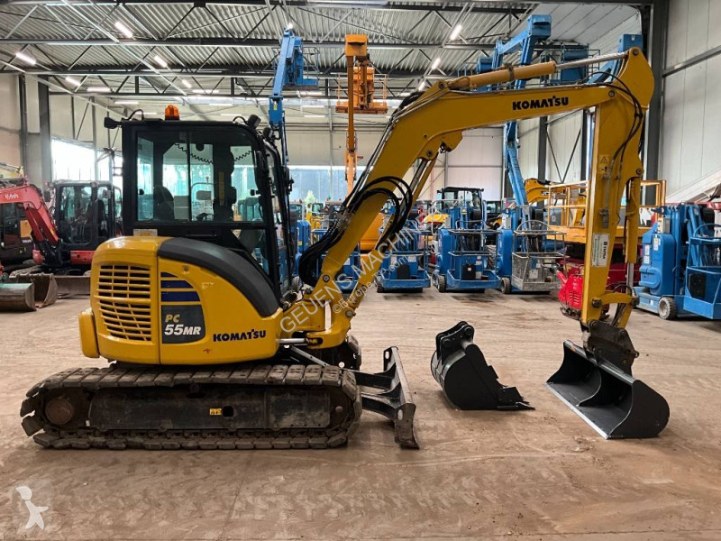 Багер Komatsu MR5