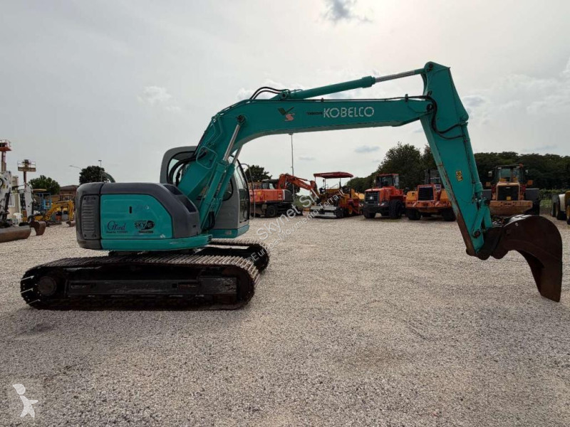 جرافة Kobelco SK135SF
