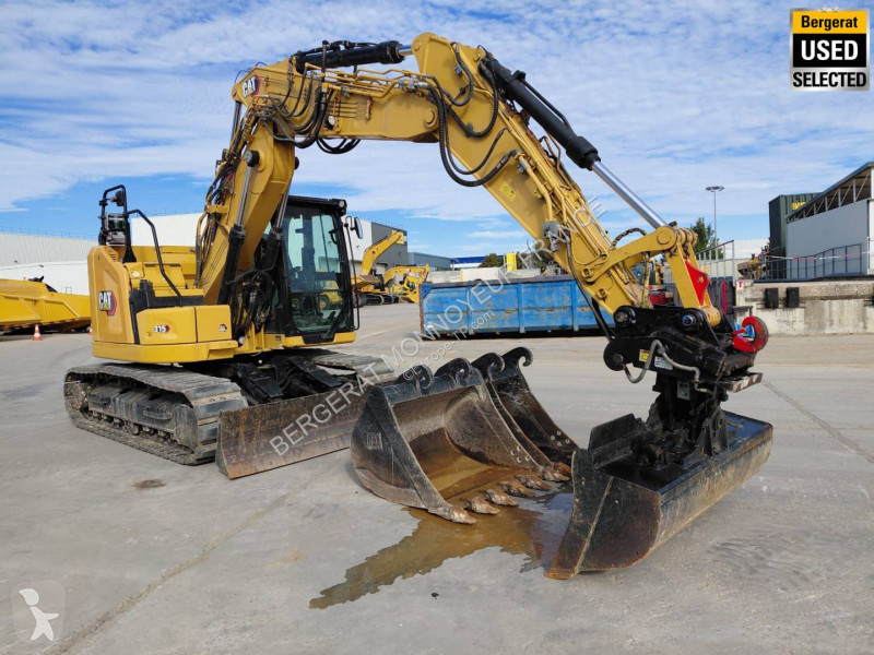 Багер Caterpillar