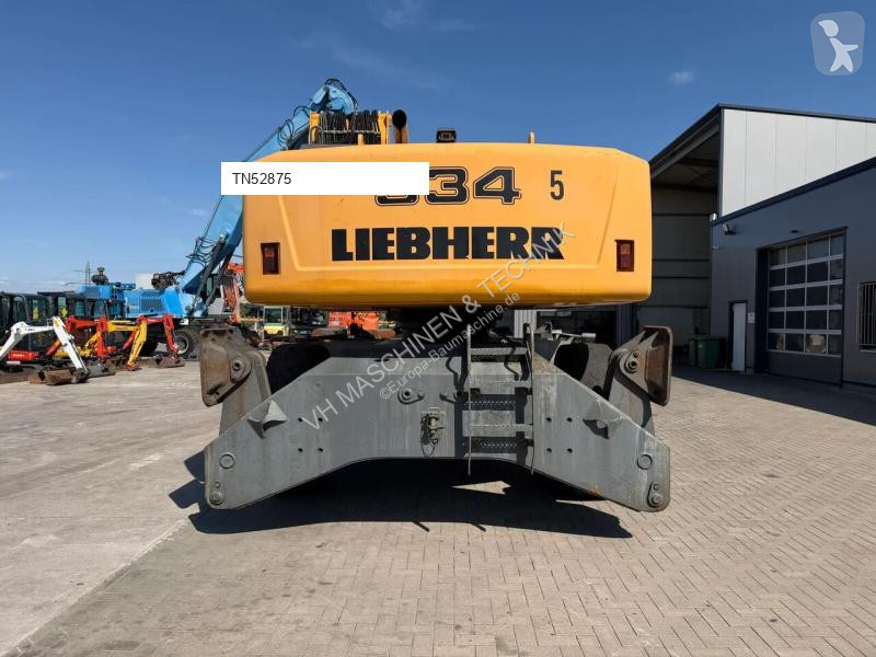 Багер Liebherr CHD