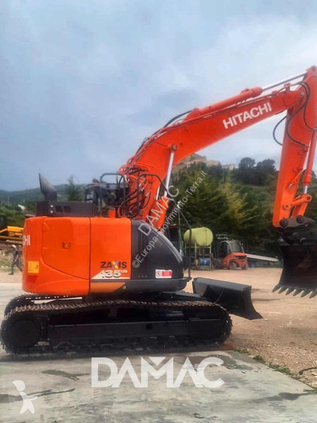 جرافة Hitachi