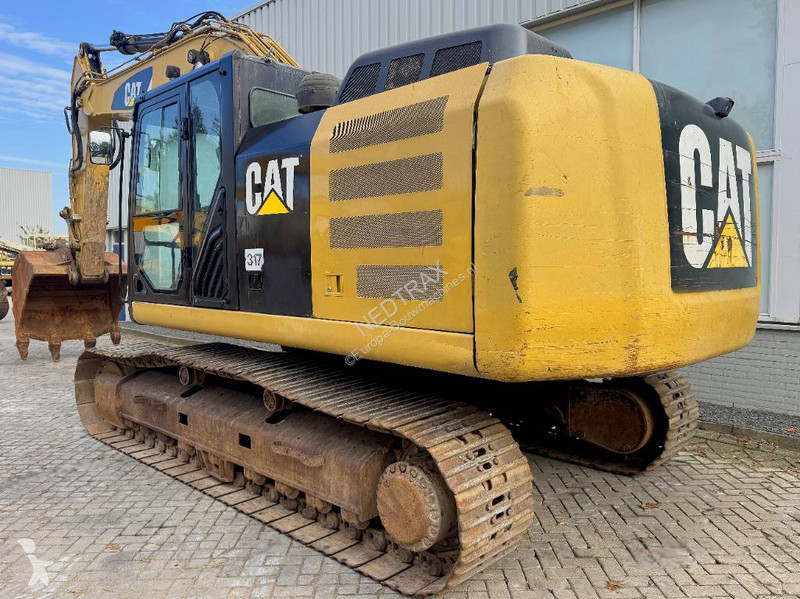 Багер Caterpillar