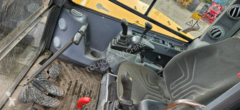 Багер Volvo