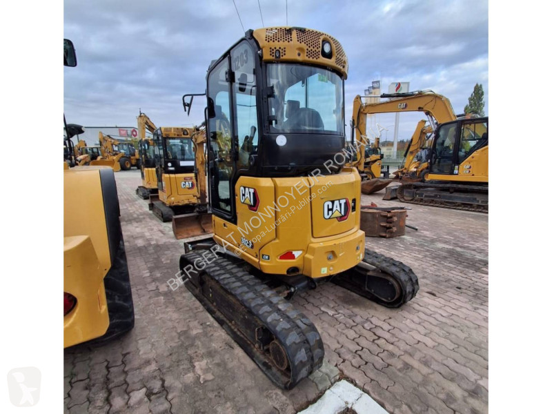 Багер Caterpillar 302.7-07CR