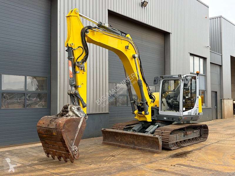 جرافة Wacker Neuson
