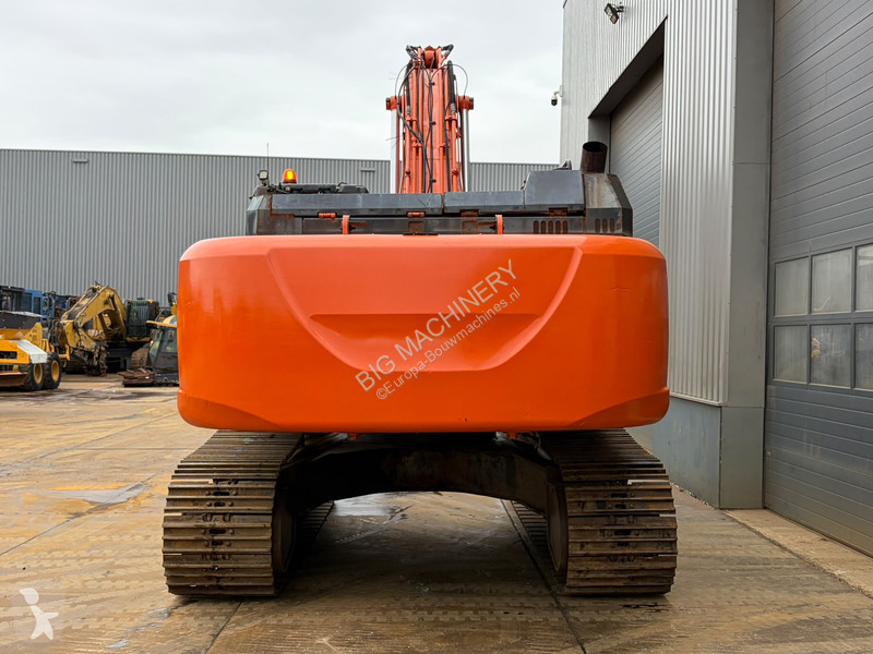جرافة Hitachi LC-6