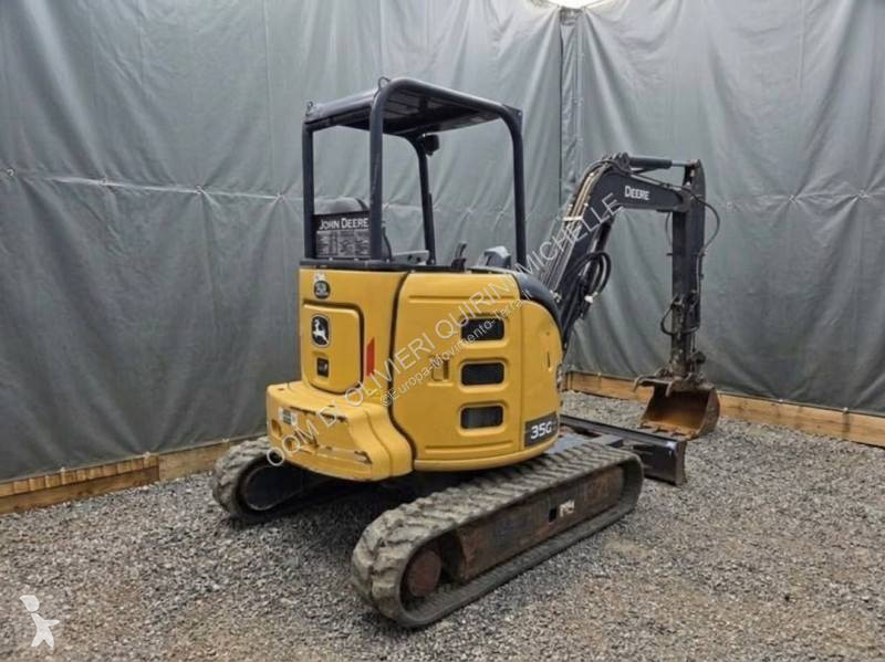 جرافة John Deere