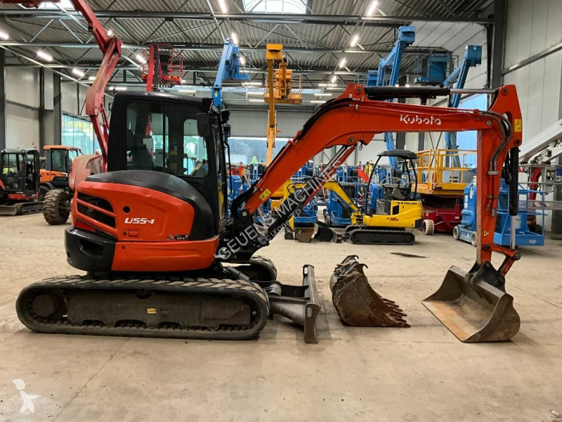 Excavadora Kubota 554