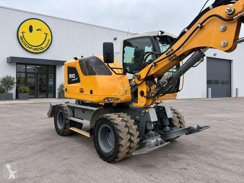 Escavadora Liebherr  A910 COMPACT LITRONIC
