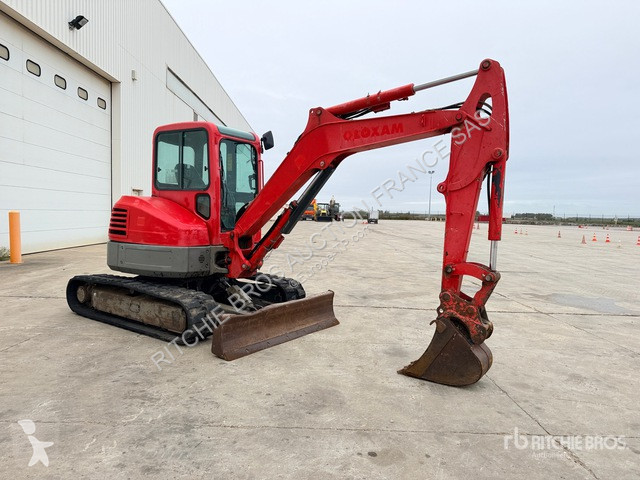 Escavadora Bobcat EM