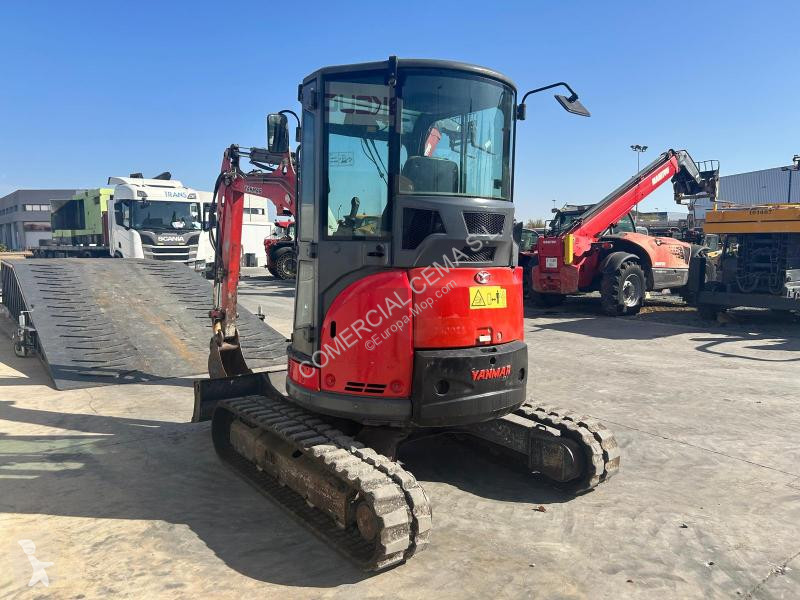 Graafmachine Yanmar VIO38