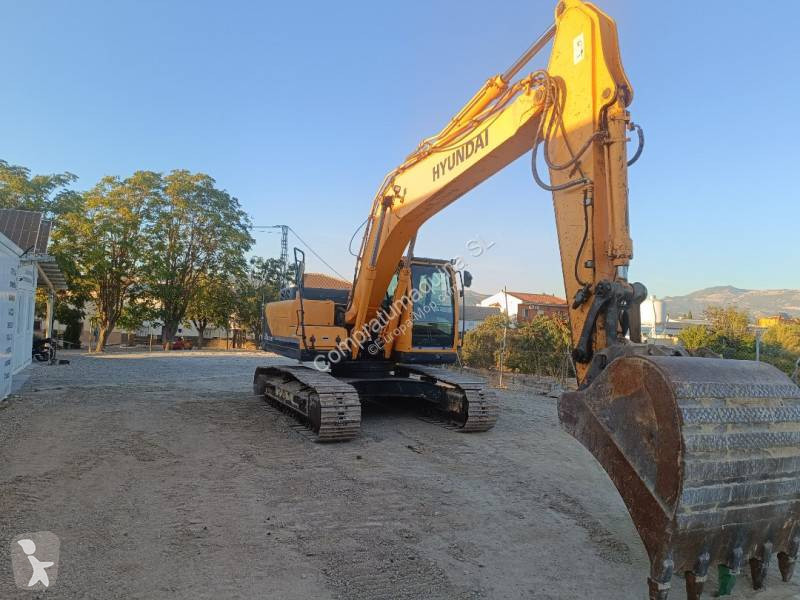 Excavadora Hyundai R220LC-9A