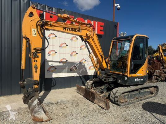 Escavadora Hyundai ROBEX 60CR-9A