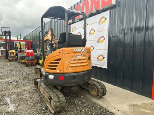 Excavadora Case CX26C