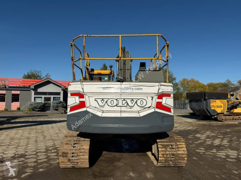 Excavadora Volvo EC 200 EL